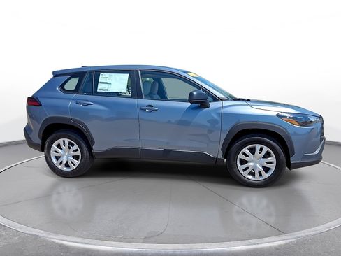 New 2026 Toyota Corolla Cross L FWD image 9
