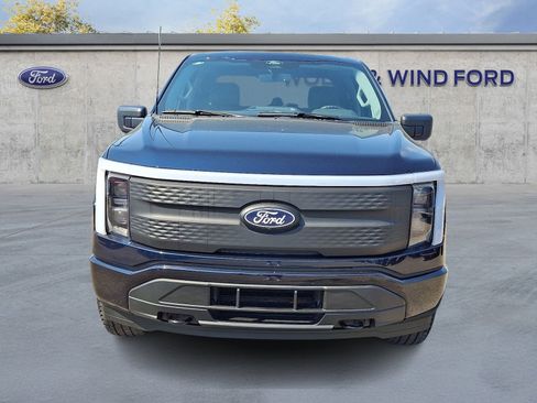 Used 2025 Ford F150 Lightning XLT AWD/4WD image 2