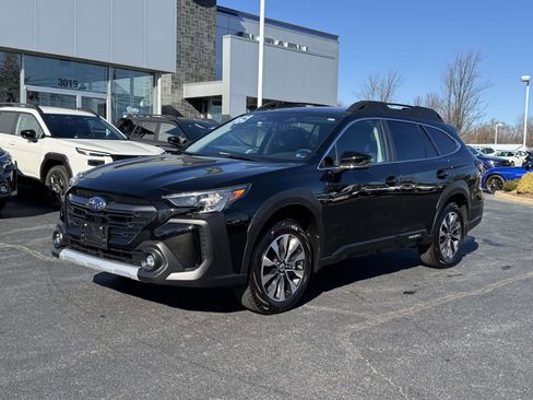 Certified 2025 Subaru Outback Limited image 5