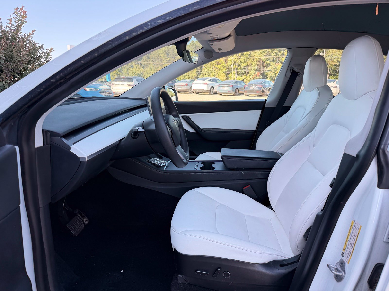 Used 2021 Tesla Model Y Long Range AWD/4WD image 12