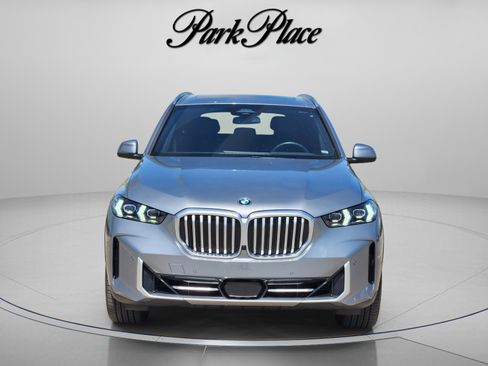 Used 2026 BMW X5 sDrive40i image 5