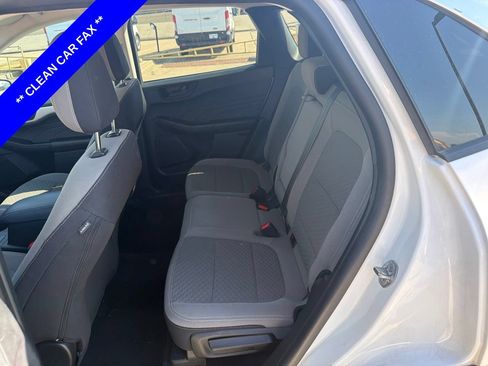 Used 2022 Ford Escape SE w/ Convenience Package FWD image 3