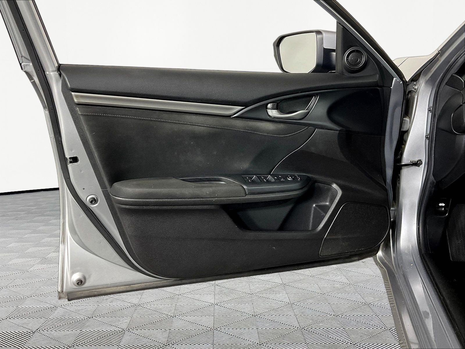 Used 2021 Honda Civic EX image 19