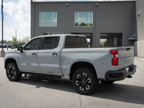 Used 2024 Chevrolet Silverado 1500 Custom Trail Boss AWD/4WD image 7