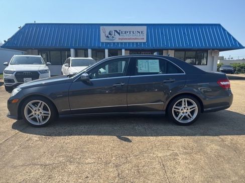 Used 2013 Mercedes-Benz E 350 E 350 w/ Premium 1 Pkg image 8