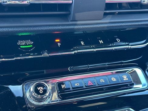 Used 2023 Lincoln Corsair Reserve w/ Jet Appearance Package image 14