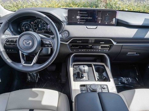 New 2025 MAZDA CX-70 Plug-In Hybrid w/ Premium Pkg image 12