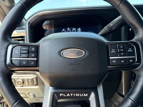 Used 2025 Ford F450 Platinum AWD/4WD image 23