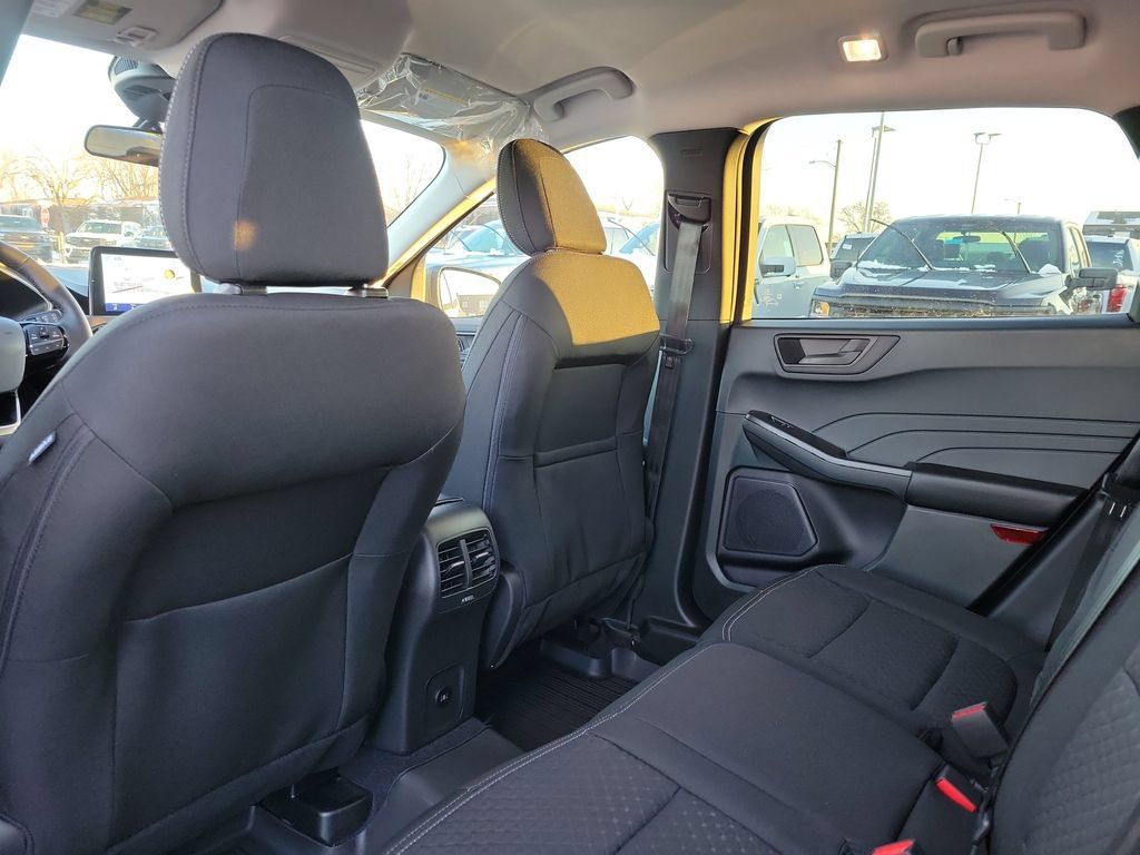 New 2026 Ford Escape Active w/ Cold Weather Package AWD/4WD image 15