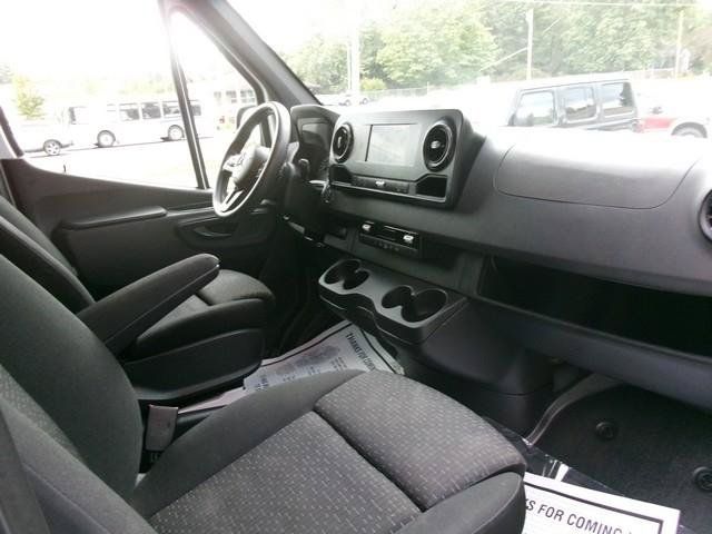 Used 2019 Mercedes-Benz Sprinter 144 w/ Premium Package image 31