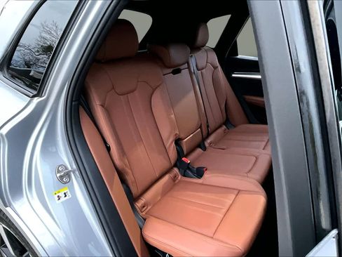 Certified 2024 Audi Q5 2.0T Prestige w/ Prestige Package AWD/4WD image 20