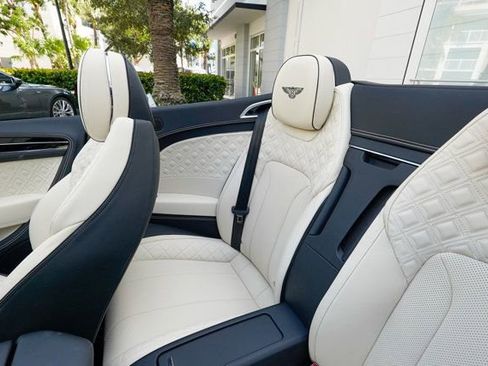 Used 2024 Bentley Continental GT Speed image 79