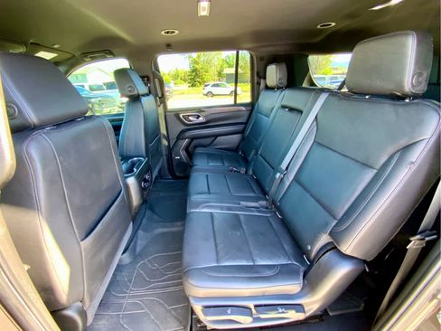 Used 2021 Chevrolet Suburban Z71 AWD/4WD image 20