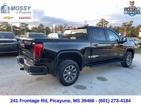 Used 2024 GMC Sierra 1500 AT4 w/ Technology Package image 6