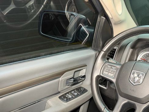 Used 2018 RAM 1500 Lone Star image 27