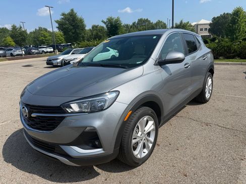 Used 2023 Buick Encore GX Preferred w/ Cold Weather Comfort Package FWD image 1