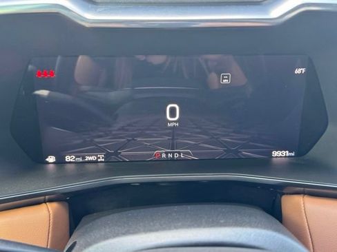 Certified 2025 GMC Canyon AT4 AWD/4WD image 32