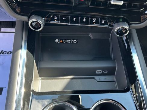 New 2026 Chevrolet Tahoe RST image 30