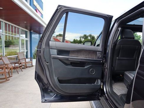 Used 2021 Ford Expedition Max Limited AWD/4WD image 16