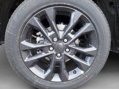 New 2026 Jeep Grand Cherokee Limited AWD/4WD image 7