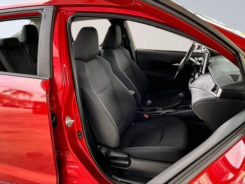 Used 2021 Toyota Corolla LE image 25