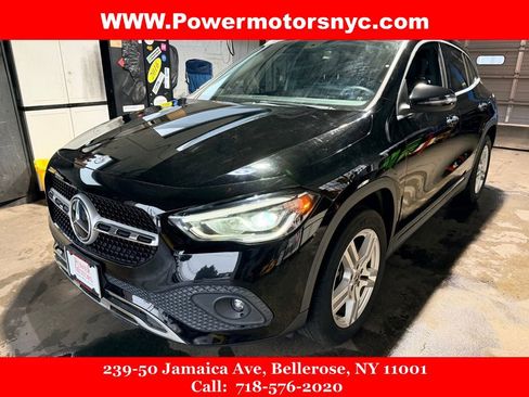 Used 2021 Mercedes-Benz GLA 250 4MATIC w/ Premium Package image 1