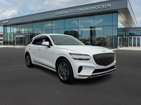 Used 2022 Genesis GV70 2.5T w/ Advanced Package AWD/4WD image 2