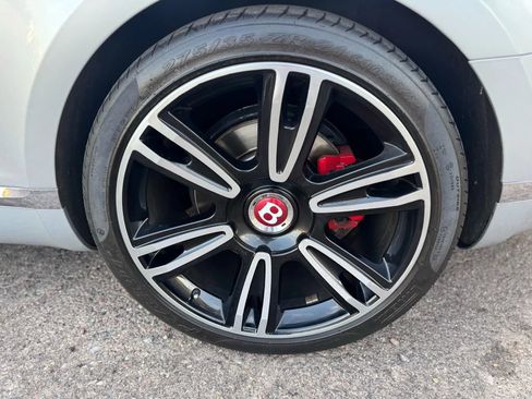 Used 2014 Bentley Continental GT image 10