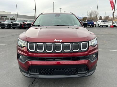 Used 2022 Jeep Compass Latitude w/ Convenience Group image 8