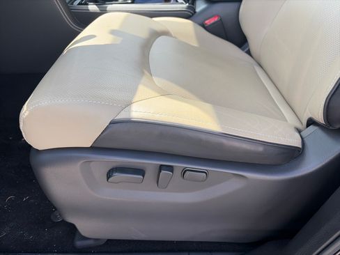 Used 2024 INFINITI QX80 Premium Select w/ Cargo Package AWD/4WD image 17