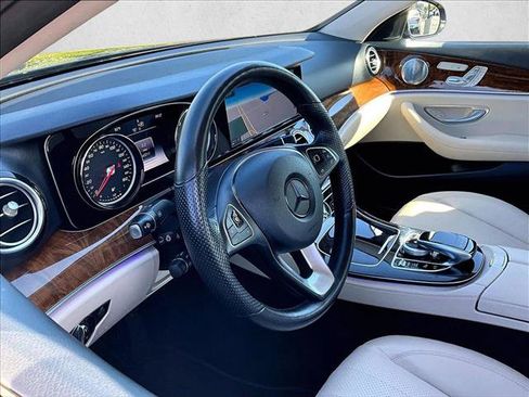 Used 2017 Mercedes-Benz E 300 4MATIC image 13