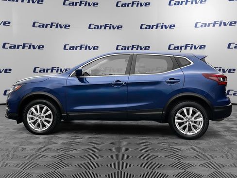 Used 2021 Nissan Rogue Sport S image 2