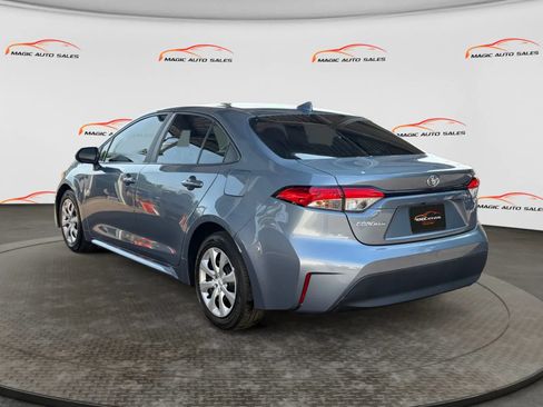 Used 2024 Toyota Corolla LE FWD image 8
