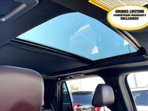 Used 2022 Ford Expedition Limited image 23