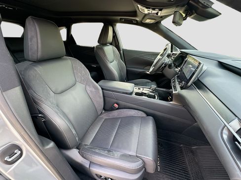 Used 2024 Lexus RX 350 FWD w/ Convenience Package image 35