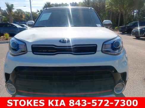 Used 2018 Kia Soul ! w/ Tech Package image 2