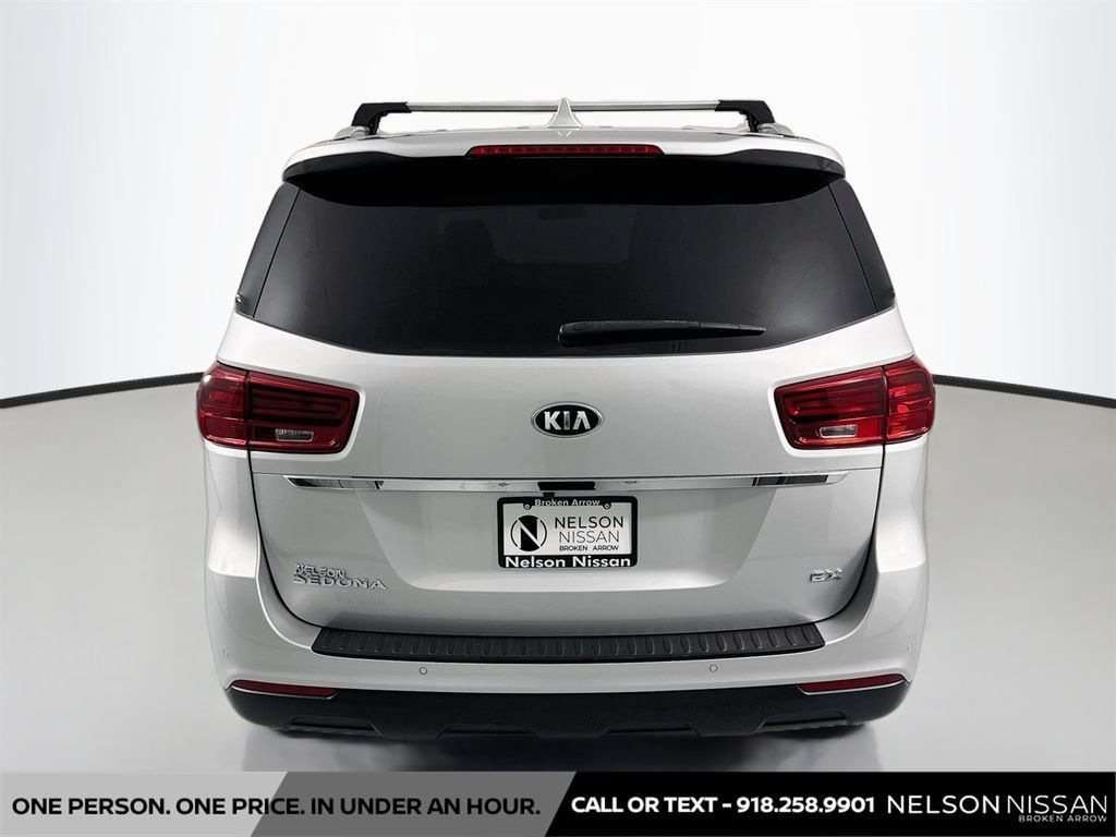 Used 2021 Kia Sedona EX FWD image 6