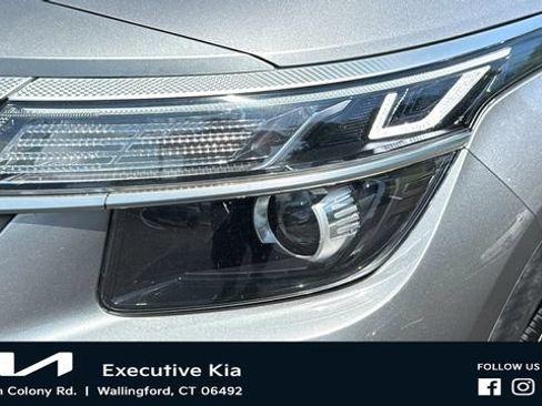 Used 2021 Kia Seltos S AWD/4WD image 4