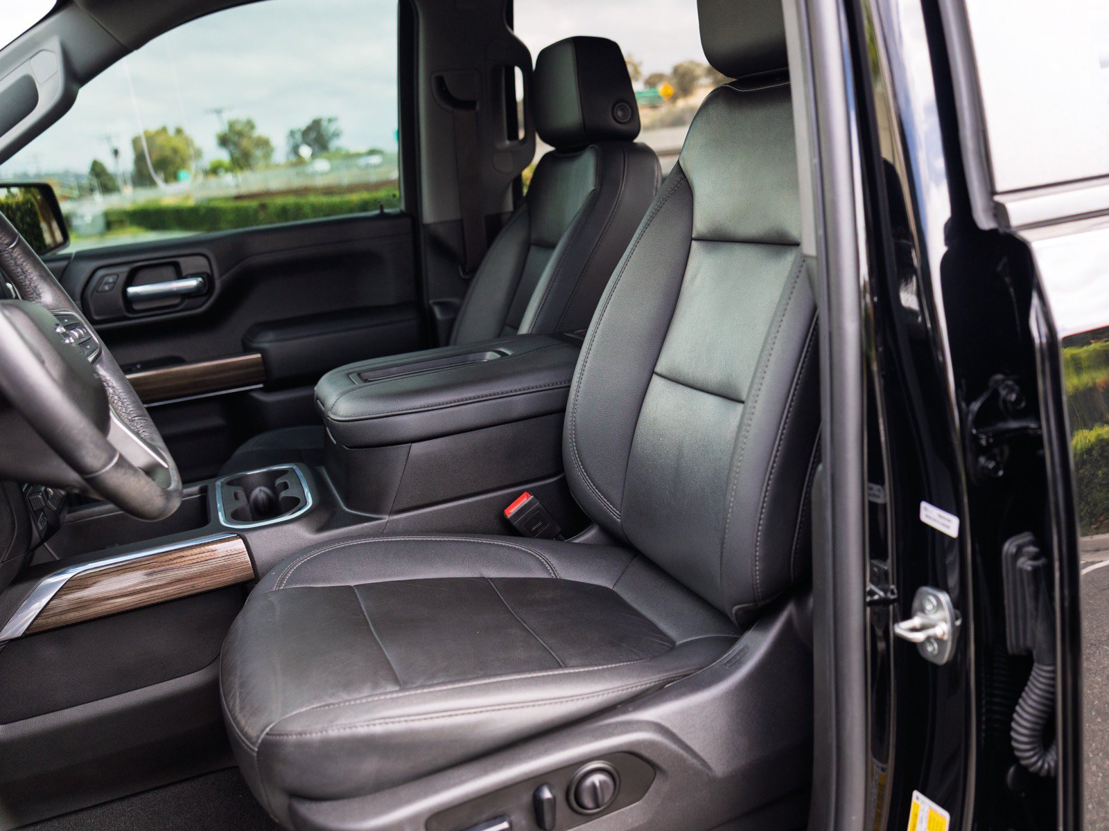 Used 2021 Chevrolet Silverado 1500 RST w/ All Star Edition Plus AWD/4WD image 19