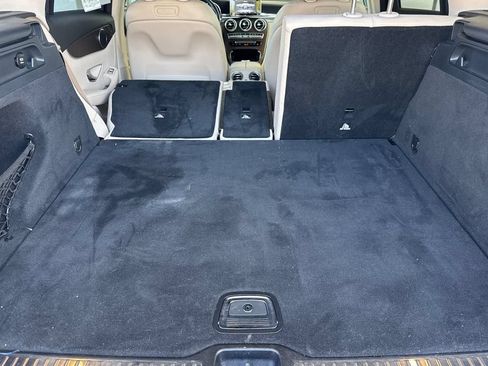Used 2018 Mercedes-Benz GLC 300 image 18