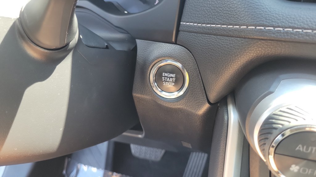 Used 2024 Toyota RAV4 XLE w/ Convenience Package FWD image 21