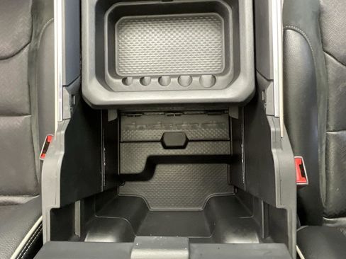 Used 2019 RAM 1500 Laramie image 15