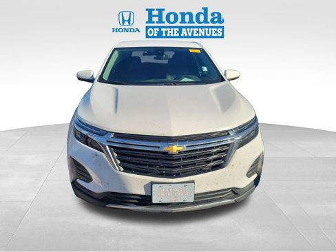 Used 2024 Chevrolet Equinox LT AWD/4WD image 2