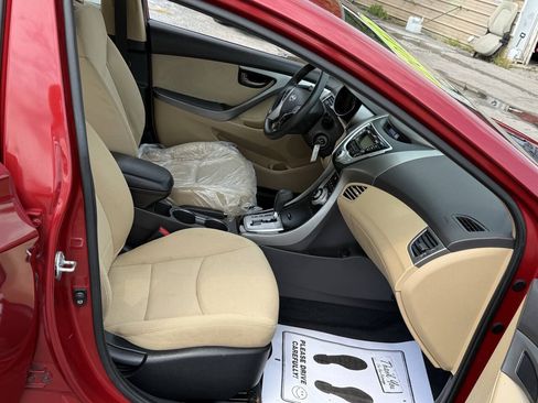 Used 2012 Hyundai Elantra GLS w/ Preferred Pkg 3 FWD image 14