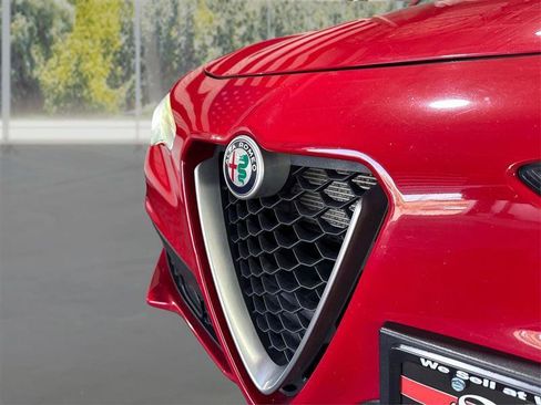 Used 2019 Alfa Romeo Stelvio Ti AWD/4WD image 22