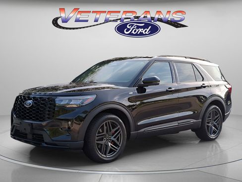 New 2026 Ford Explorer ST-Line w/ ST-Line Street Pack RWD image 1