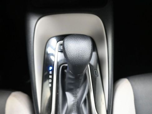 Used 2023 Toyota Corolla LE image 9