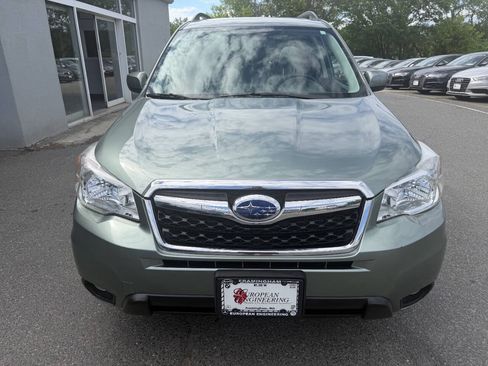 Used 2015 Subaru Forester 2.5i Limited AWD/4WD image 2