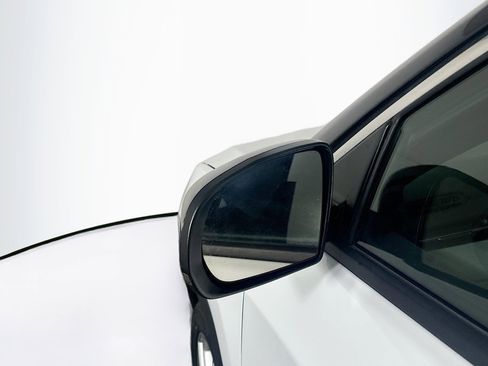 Used 2025 Jeep Compass Limited image 16