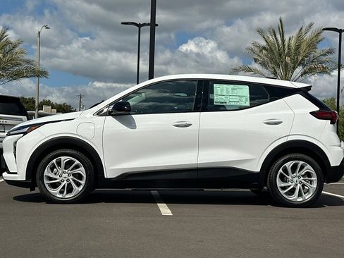 New 2027 Chevrolet Bolt LT w/ Comfort Package FWD image 7